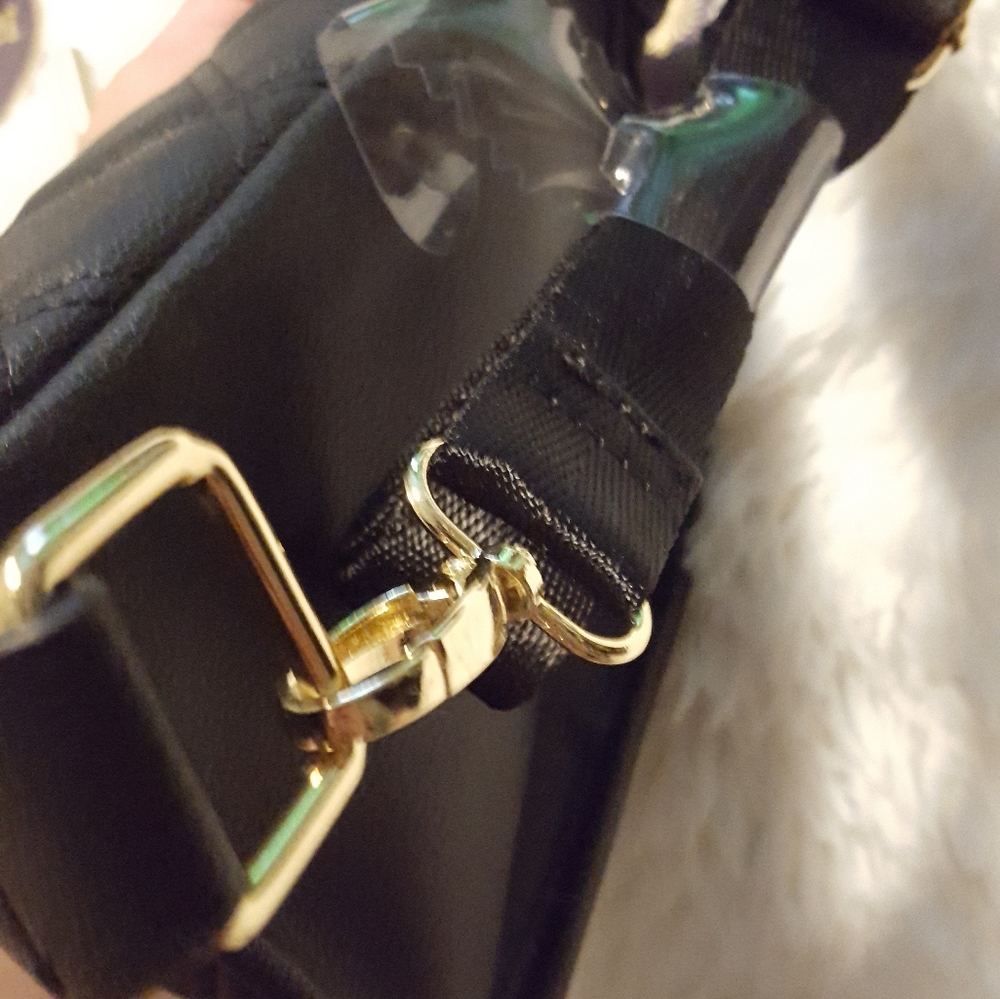Hogwarts Fanny Pack & Wallet ( free gift) - Picture 6 of 12